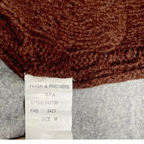 Vintage MICHIKO KOSHINO Hooded Bomber Size Md. - Picture 8 of 9